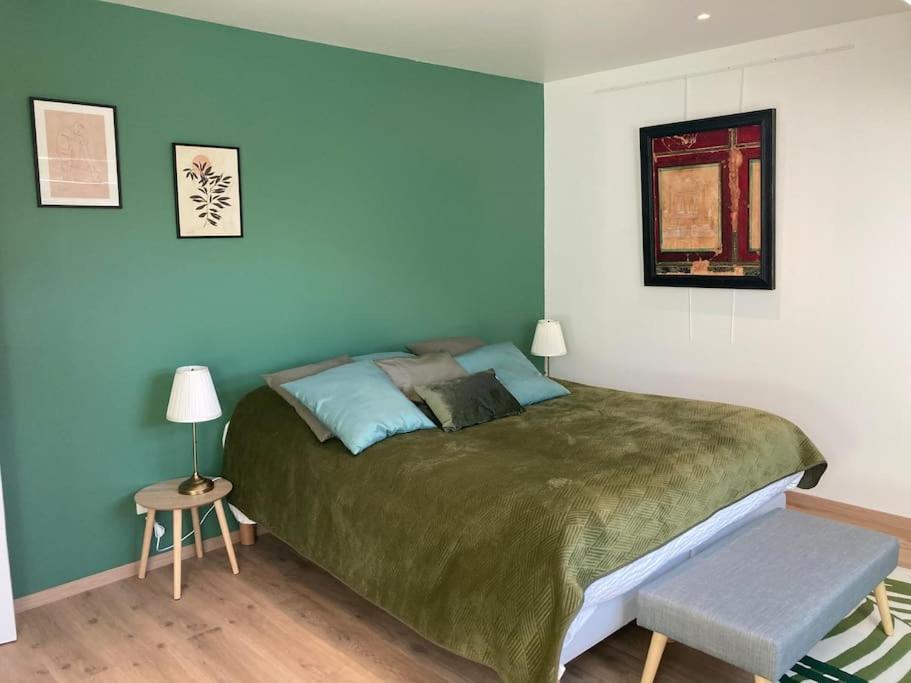 Le Gite Marie-Galante : Belle Maison D'Hotes Avec Acces Piscine En Ete Lanmeur Exteriör bild